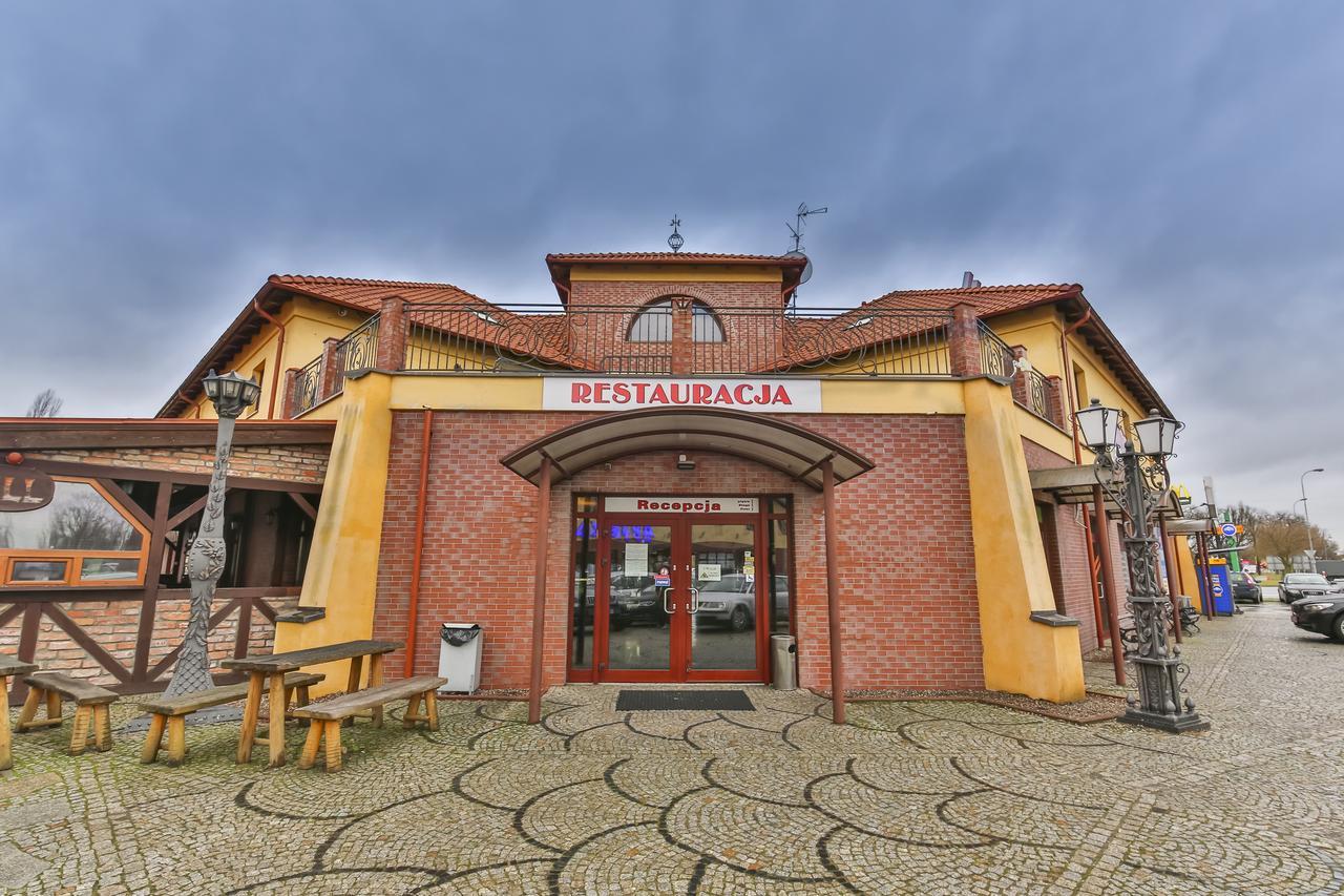 Hotel Bastion Kostřín Exteriér fotografie